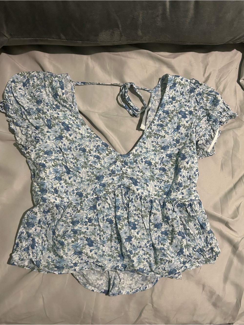 Hollister Blue Floral V-Neck Tie-Back Peplum Top